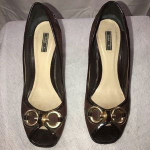 Zara peep toe pump size 39